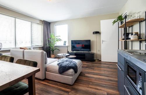 Groningen Apartment | The Lion King - 6 Person linked apartment with roof terrace