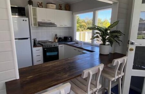 South Murwillumbah House | The Little River Cottage - Riverfront Retreat