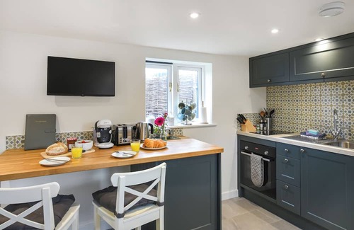 Pontesbury Cottage | The Little House - UK49129