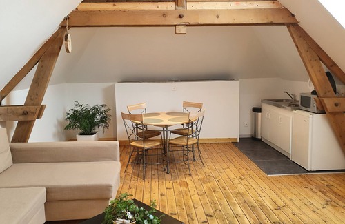 Hebuterne Apartment | The little Manor of Hebuterne