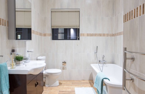 Hilton House | The Living Collective