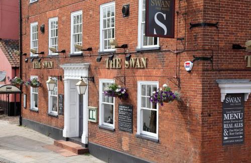 Loddon Bed & Breakfast | The Loddon Swan