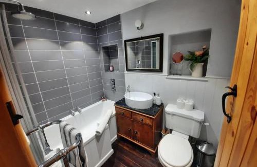 New Forest District House | The Lodge at Stocks