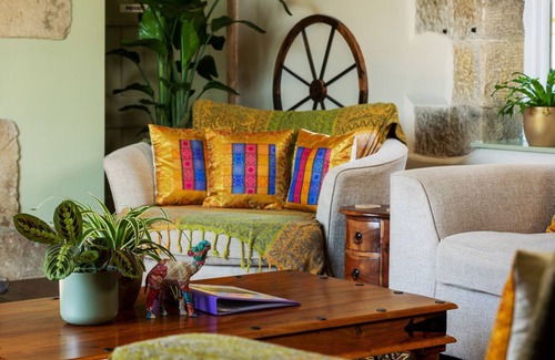 Burnsall Cabin | THE LODGE, family friendly, character holiday cottage in Grassington