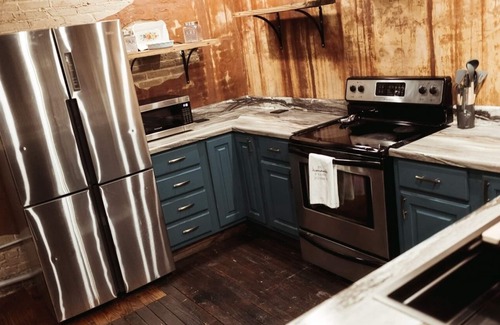 Belmont Apartment | The Loft on Main