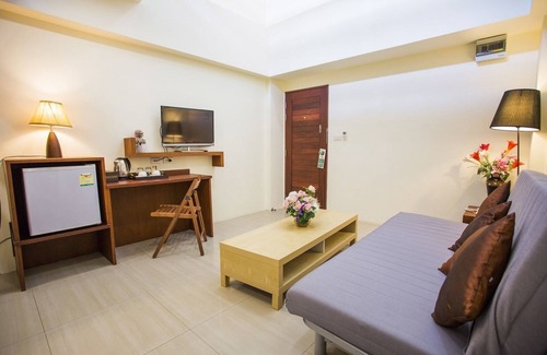 Wong Sawang Hotel | The Loft Resort Bangkok