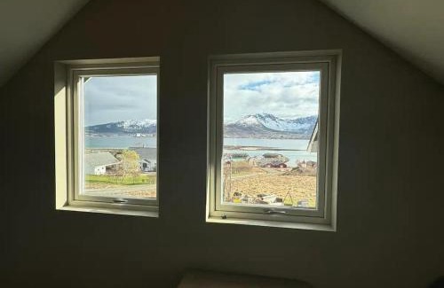 Stokmarknes Apartment | The Loft - with a stunning view
