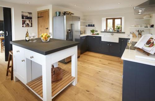Ruthin House | The Longbarn at Caerfallen