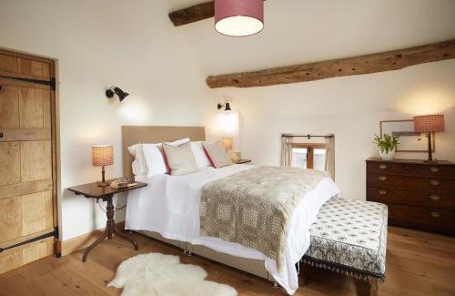 Ruthin House | The Longbarn at Caerfallen