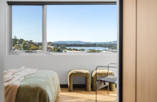 Mount Clarence House | The Lookout, Albany Holiday House