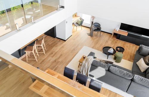 Mount Clarence House | The Lookout, Albany Holiday House