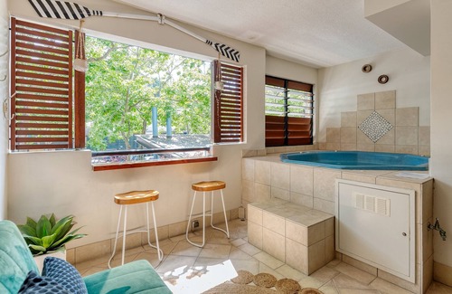 Port Douglas Apartment | The lookout on Macrossan