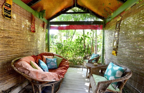 Parkside Cottage | The Lotus Eater, garden bungalow 5 minutes to CBD