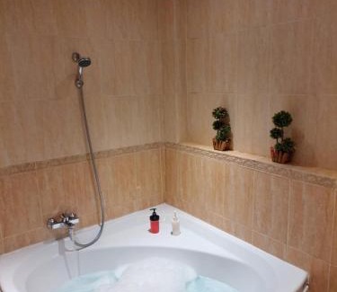 Treis Elies House | The Love Holiday House