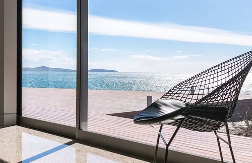 Low Head House | The Low Head Beach House