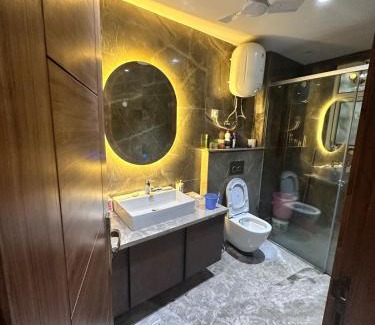 Nizamuddin House | The LUTF