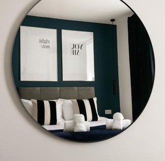 Beaumont Apartment | The LUXE - Premium Georgian Central Plymouth House - Sleeps 8 - Habita Property