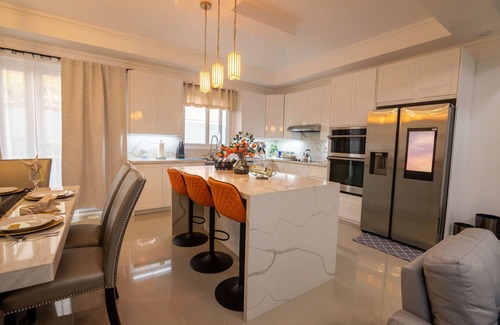 New Kingston Apartment | The Luxurious Chateau