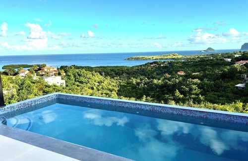 Savannes Villa | The Luxury Escape - Peaceful & Charming 3-bedroom villa w/sea view