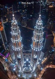 Golden Triangle Apartment | The Luxury Penthouse Twin Tower view