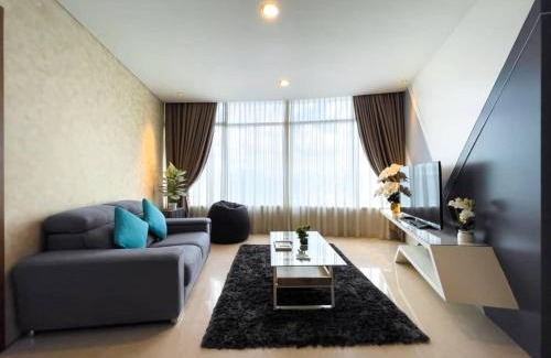 Golden Triangle Apartment | The Luxury Penthouse Twin Tower view