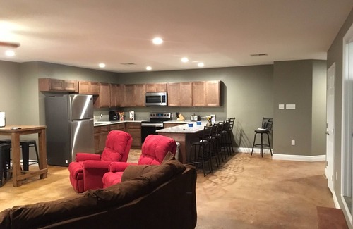 Boothville-Venice House | The Mahi Lodge is a quiet secluded 3bedroom 2full bath lodge in Venice LA