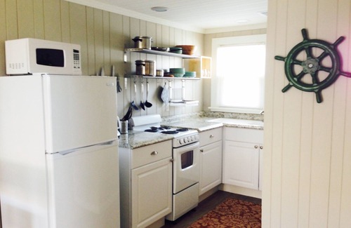Buxton Apartment | The Maiden in Buxton: Oceanside & Steps from the Beach!