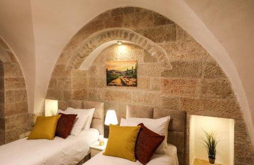 Old City House | The Maimon House- Old City, Jerusalem