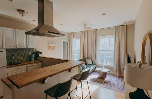 Lancaster Apartment | The Maisonette on Duke | King Bed, Chic, Downtown Lancaster