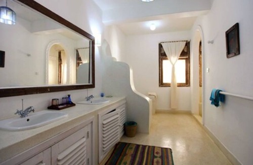 Lamu Hotel | The Majlis Hotel