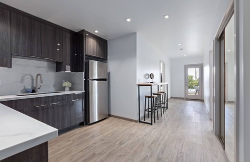 Portlock House | The Makai Manor - Beautiful Newly Built Spacious Home
