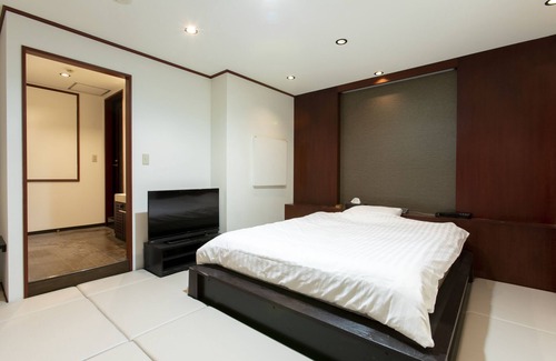 Togo Hotel | The Manga Hotel Togo