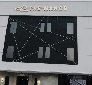Owerri Hotel | The Manor Hotel by Luckzi