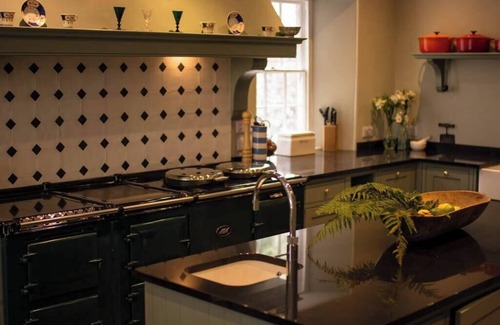 Bodmin House | The Manor House at Boconnion w/Heated Pool + Tennis Court