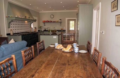 Bodmin House | The Manor House at Boconnion w/Heated Pool + Tennis Court