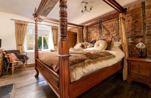 Hope Bowdler House | The Manor House