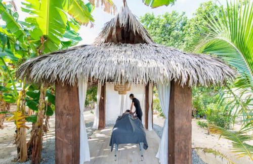 North Side House | The Mastic Cana Luxury Cottage