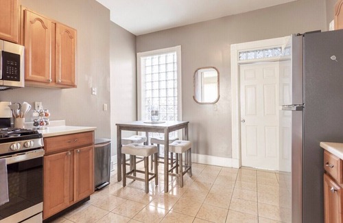 Downtown Apartment | The Matisse at Wooster Square | Yale | Parking