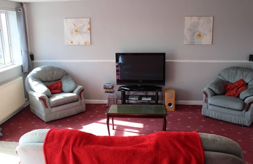 Pembroke Hotel | The Middlegate Hotel
