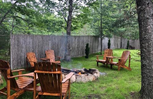 Bar Harbor Villa | The Mighty Oaks Retreat,modern house Bar Harbor Acadia MDI