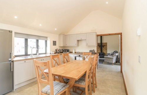 Barwick Cottage | THE MILKING BARN, family friendly, with open fire in Yeovil, Somerset