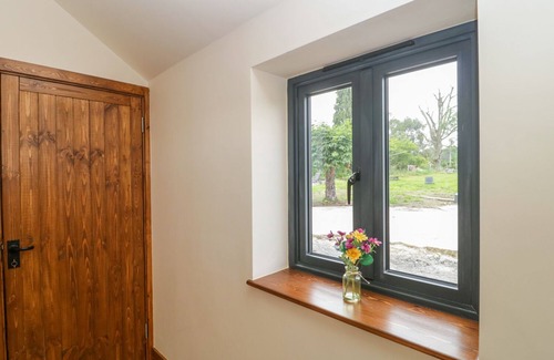 Barwick Cottage | THE MILKING BARN, family friendly, with open fire in Yeovil, Somerset