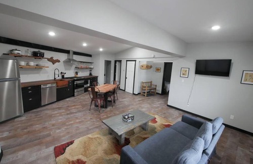 Hancock House | The Miner Vacation Rental