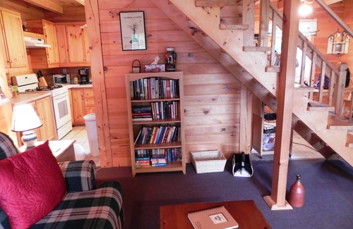 Sangerville Cottage | The modern comforts of home with easy access to Maine's natural beauty