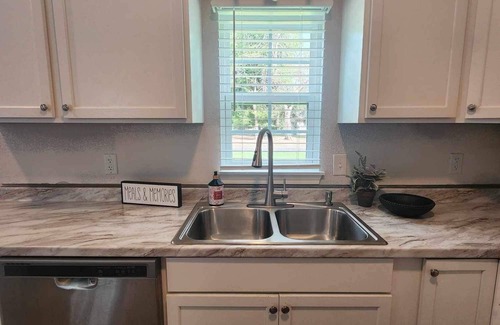 De Kalb Cottage | The Modern Farmhouse Cottage