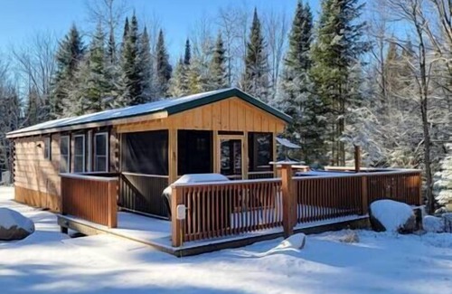 Whippleville Cabin | The Modern Pine Tiny Home - With Hot Tub Near Titus Mountain