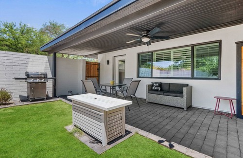 Arcadia Apartment | The Montecito Casita | Luxury Casita + Yard in Old Town Scottsdale