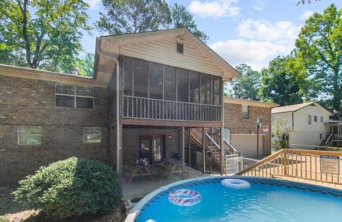 New Castle House | The Monterey Maison-20min N of Downtown, 6BR