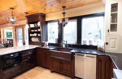 Corvallis House | The Mountain House