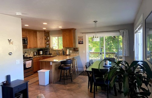 Murray Apartment | The Murray Cottonwood Circle - Close to Canyons!